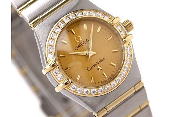 欧米茄手表换电池教程