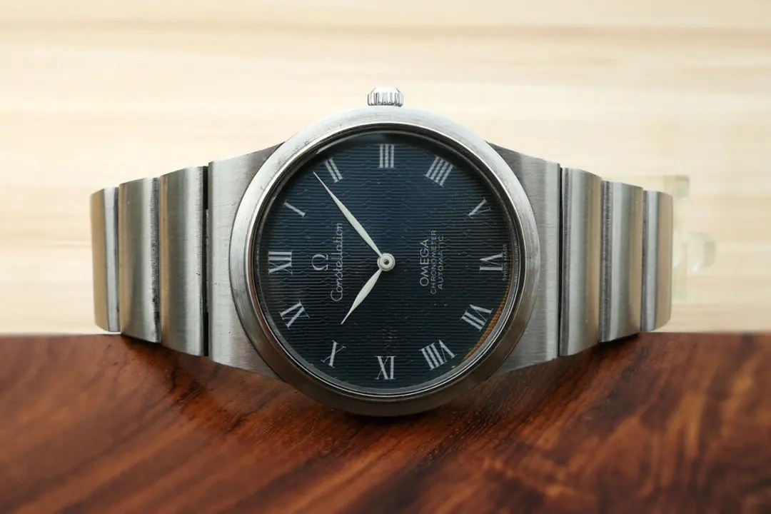 欧米茄手表起雾了怎么办(手表起雾的解决方法)(图) 欧米茄手表起雾了怎么办(手表起雾的解决方法)(图)