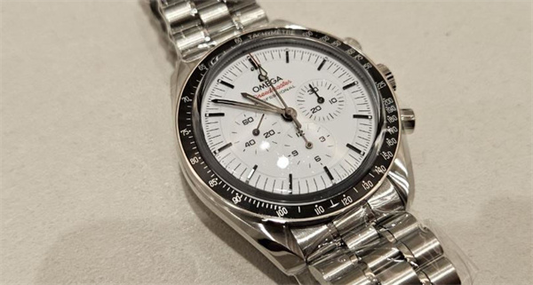 欧米茄手表发条拧反了处理方法集锦(正确调整指南与常见误区解析)(图) 欧米茄手表发条拧反了处理方法集锦(正确调整指南与常见误区解析)(图)