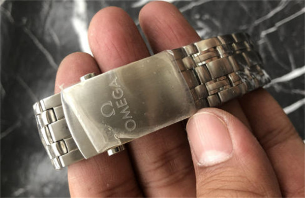 揭秘：欧米茄腕表机芯受损的背后真相（图）