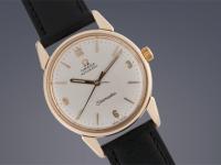 揭秘手表表针变色奥秘：欧米茄手表焕新指南