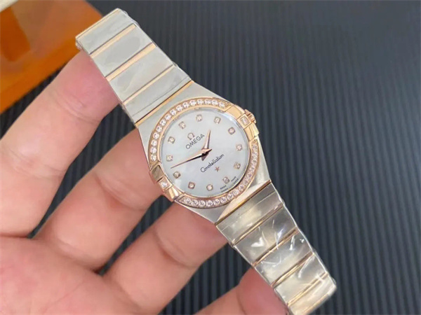 欧米茄手表发条拧反了处理技巧推荐(图) 欧米茄手表发条拧反了处理技巧推荐(图)